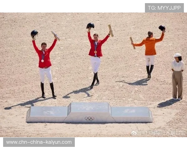 美国马术队在2024年巴黎奥运会上获得团体障碍赛银牌,时隔三年再获奖牌。